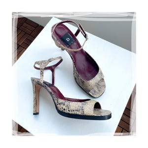 Escarpins vintage DKNY des années 2000 à l&#39;an 2000 / sandales à talons / talons ouverts en cuir véritable beige et noir taille 40,5 UE 9,5 us 7,5 uk