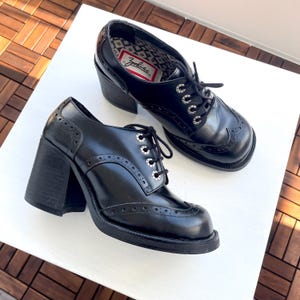 Vintage 90s Zodiac chunky Oxfords shoes / black brogues in real leather size 37 - 37.5 EU 6 - 6.5 US 4 - 4.5 UK