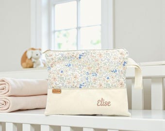 Tousse de toilette personnalisée, cadeau personnalise, cadeau bébé enfant, pochette personnalisée, molletonnée, petites fleurs, liberty