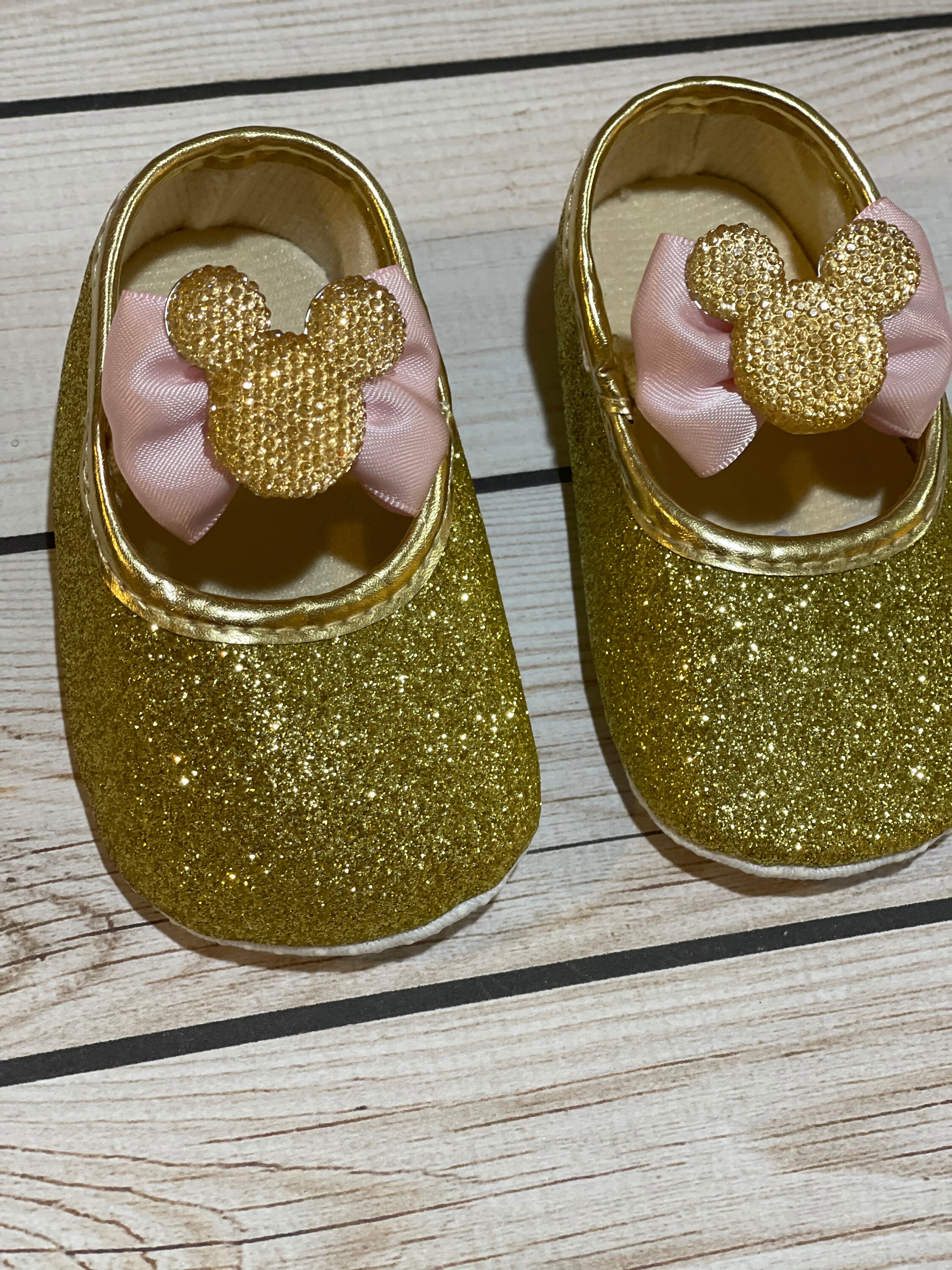Minnie mouse shop glitter shoes