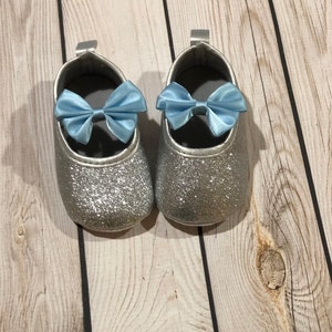 infant silver dress shoes Robeez - Pretty Pearl Soft Soles Silver