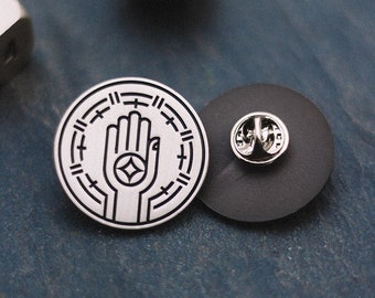 Cleric Class Enamel Pin / Cleric D&D Enamel Pin / Cleric Dungeons and Dragons Enamel Pin / Cleric DnD Enamel Pin / Cleric Icon