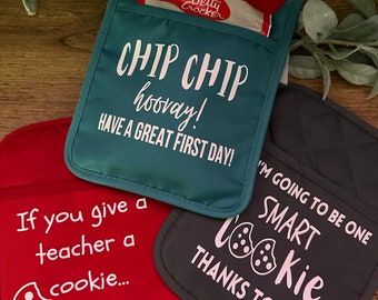 Teacher Pot Holders; Sweet Treat for Teachers; Back to School Teacher Gift; Gift for Teachers; Happy First Day of School Gift