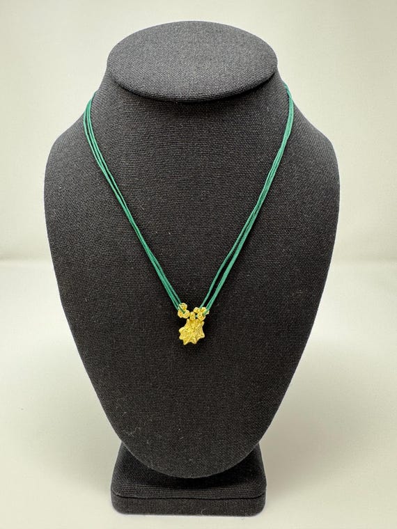 18k Solid Yellow Gold Seashell Pendant on Rope It… - image 3