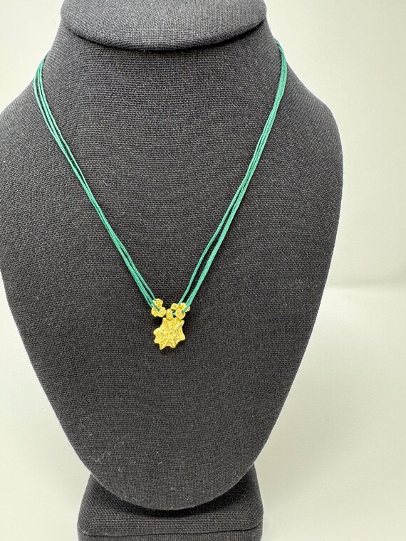 18k Solid Yellow Gold Seashell Pendant on Rope It… - image 2