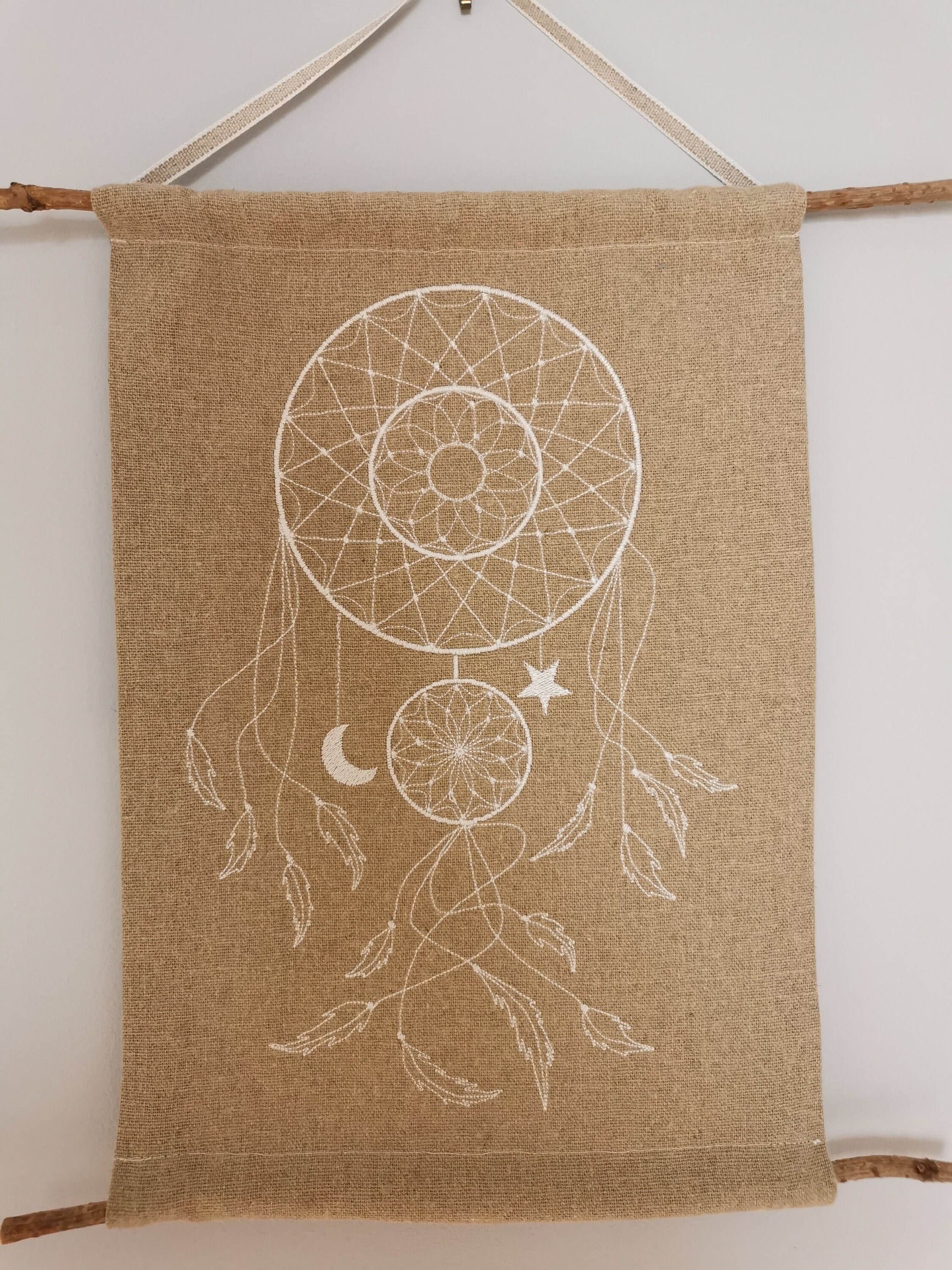 Attrape Rêves Brodé sur Lin