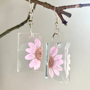 Kolczyki z połówką stokrotki