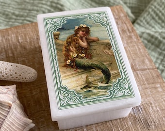 Vintage Music Box Titanic Southampton by Ardleigh Elliott Music