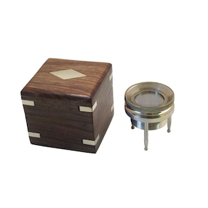 Maritime dreibeinige Messing-Kartenlupe mit Holzbox, antike Vintage Reproduktion, nautische Dekoration, nautisches Büro, Geschenk für Kapitän