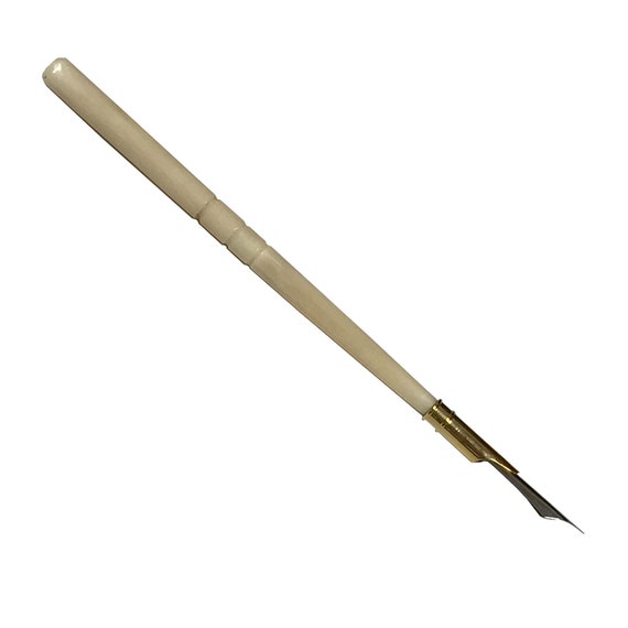 Vintage Turned Bone Dip Fountain Pen Vintage Turned Bone Dip Fountain Pen