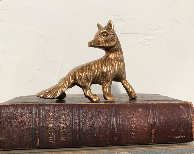 4-1/4" Antiqued Brass Sly Fox Paperweight, Fox Gift, Groomsman Gift, 21st Anniversary, Brass Animal, Tabletop Decor