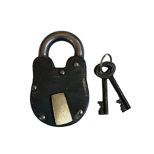 3-1/2&quot; Old Fashioned Iron Lock & Keys - Antique Reproduction