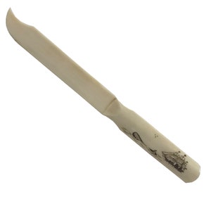 Abrecartas de hueso de buey de 23 cm, grabado en goleta ballenera del siglo XIX - Reproducción antigua