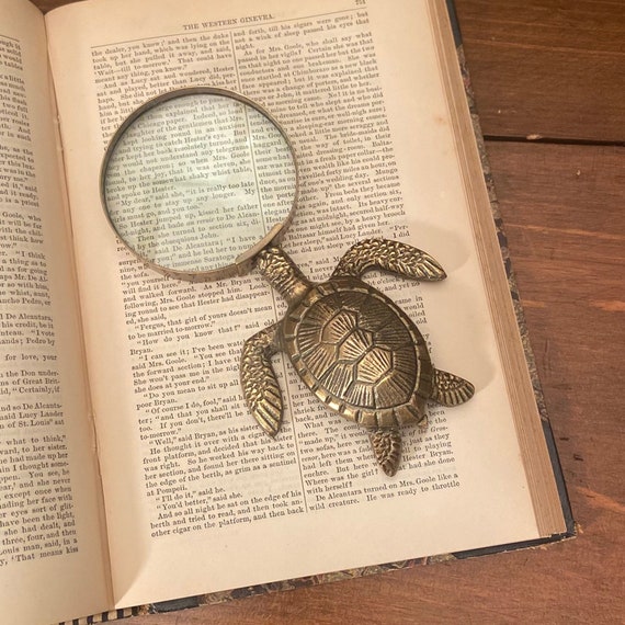 Sea Mermaid Handheld Magnifier Sea Mermaid Handheld Magnifier