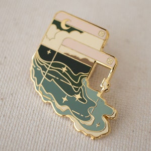 Windows to the Soul ⊹ Hard Enamel Pin | Gold Plating Pins | Desktop Windows Pin | MADE WITH LOVE