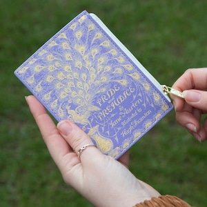 Stolz und Vorurteil Tasche, Jane Austen Geschenk für Mutter, literarische Brieftasche, Frühlingsstil, viktorianischer Beutel, Buchkartenhalter, Geschenk für Buchliebhaber