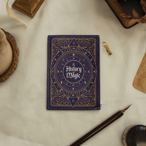 History of Magic Book Porte-monnaie, Pochette magicien, Accessoires à offrir, Mini portefeuille mystique, Cadeaux pour soeur, Pochette céleste, Porte-monnaie gothique