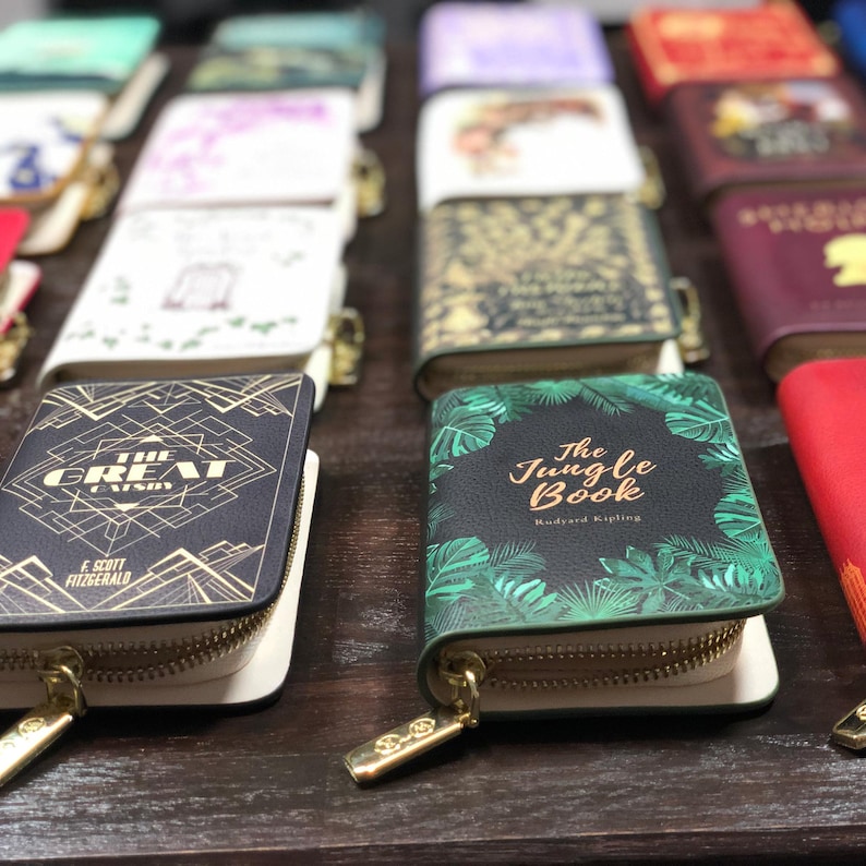alice in wonderland wallet