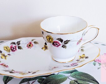 Bone China duo set Afternoon tea tea party collectible display Vintage Duchess Romance tea cup and saucer biscuit saucer gift