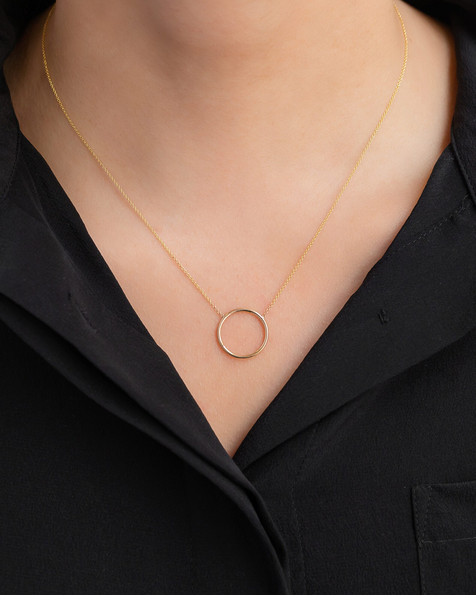 14k Gold Circle Necklace Etsy