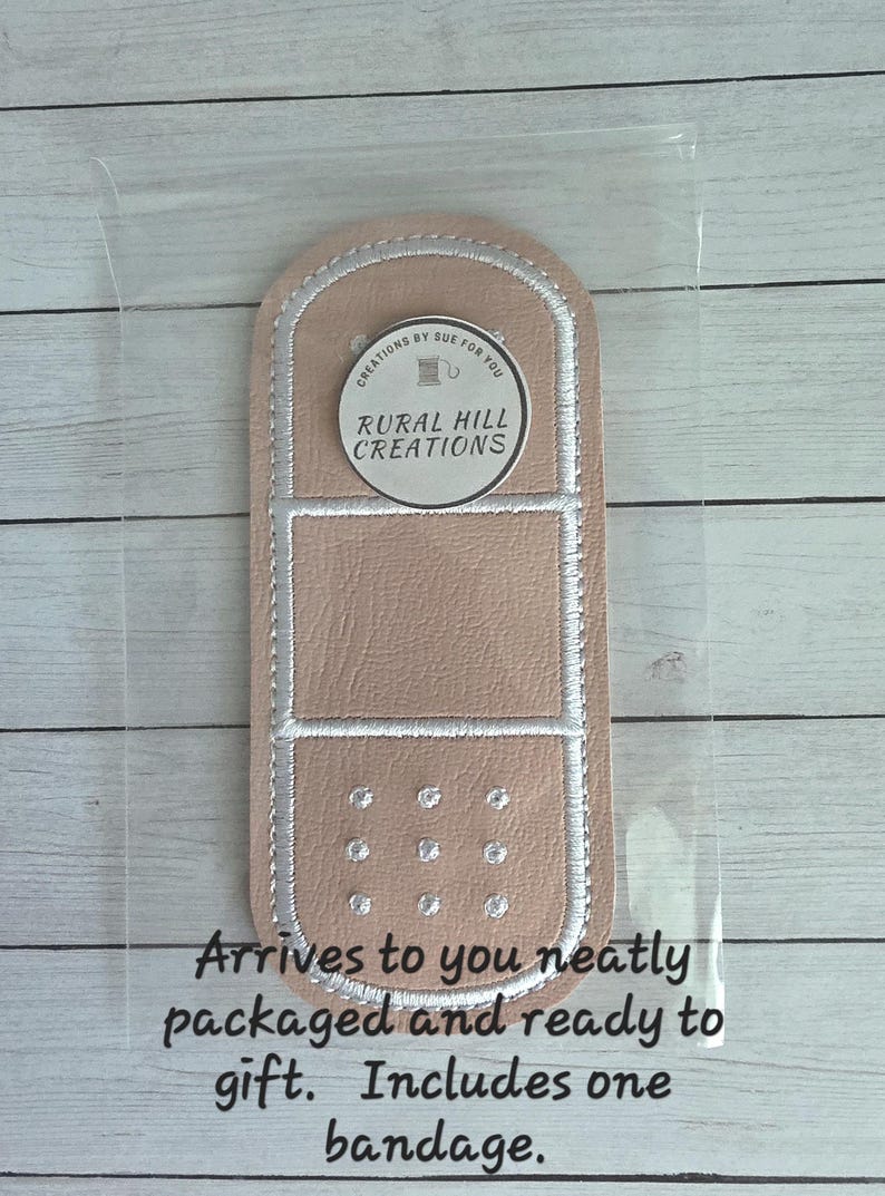 Bandage Holder Keychain: First Aid Pouch with Bandage, Band-Aid Case image 16