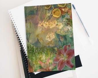 Cuaderno rayado con paisajes florales de ensueño