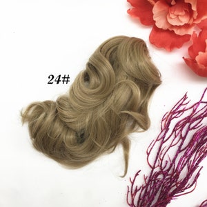 StrongBeauty 12" Curly Synthetic Clip-In Ponytail Hair Extension – Claw Clip Attachment, Medium Length