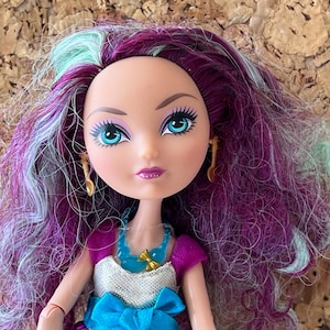Muñeca Ever After High / Madeline Hatter / Muñeca de colección para adultos