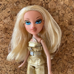 Bratz Doll | Cloe ’Magic Nail Fashion’ | Read Description | MGA Teenage Doll