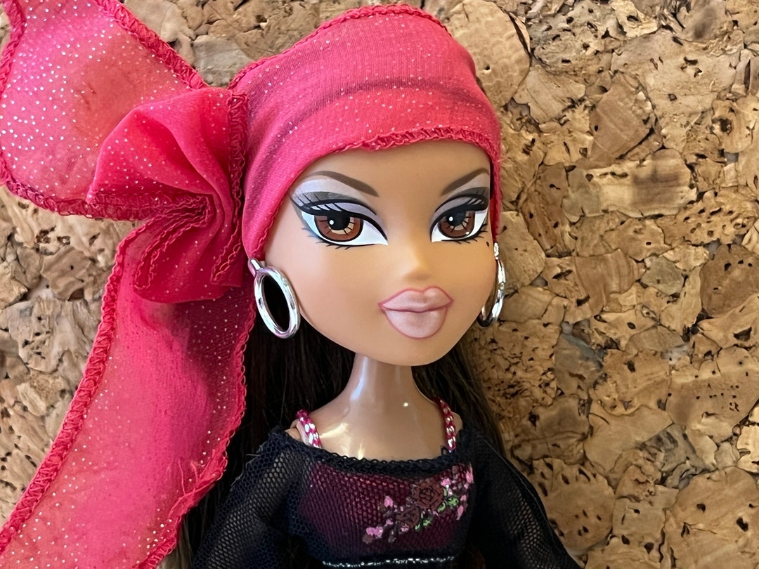 Bratz Doll Yasmin fashion Stylistz Read Description MGA Teenage Doll - Etsy