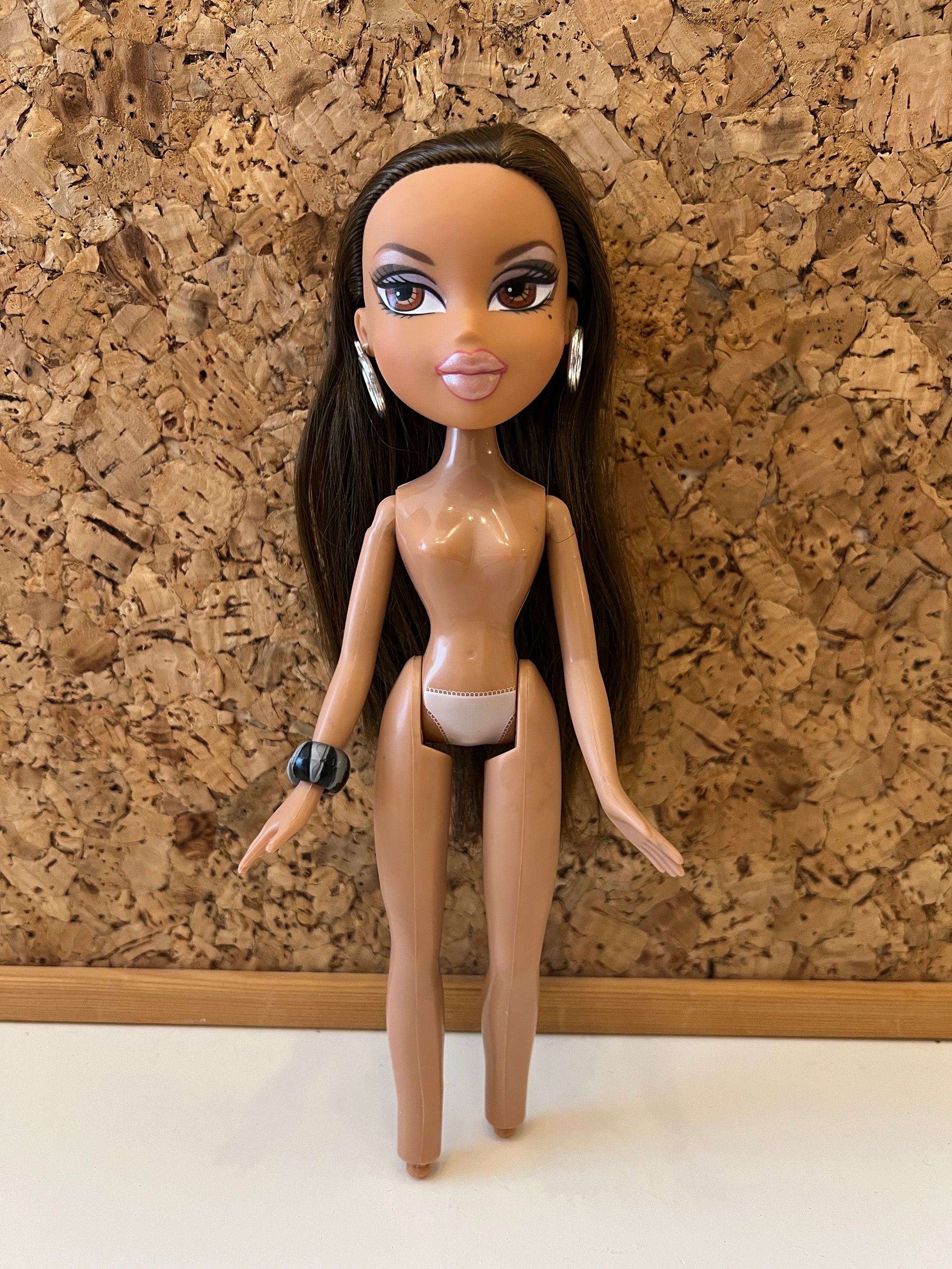 ブラッツ ドール | ヤスミン「ファッション スタイリスト」 | 説明を