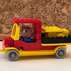 LEGO FABULAND | 329-2 Bernard Bear & Pickup Truck| 1980s Vintage Lego Toys | Childhood Memories | Animal Head
