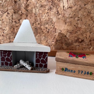 LISA of Denmark Corner Fireplace & Chest | Scale 1:16 Vintage Dollhouse 1970s