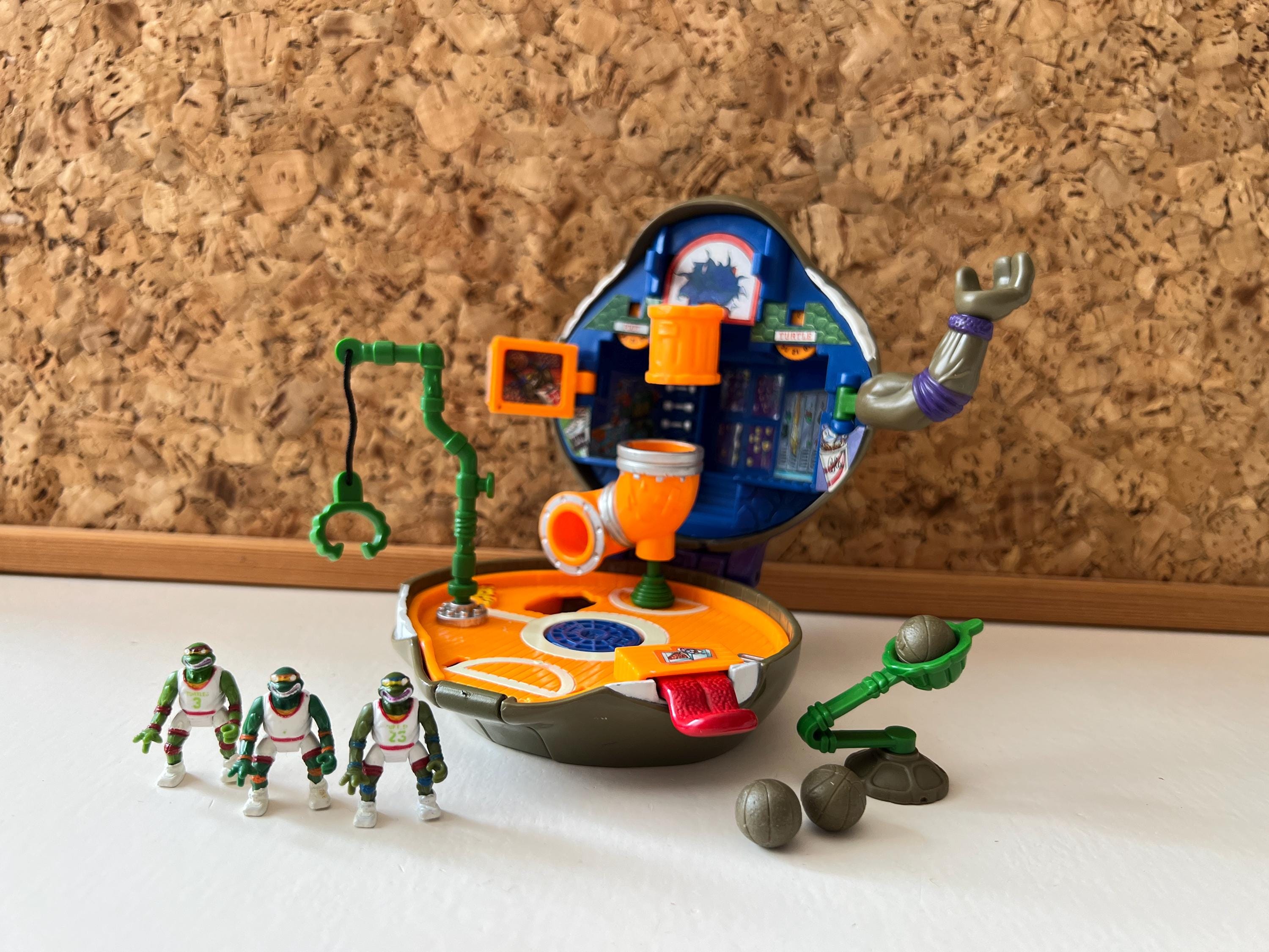 TMNT Basketball Playset | Mini Mutants | Playmates Mirage Studio