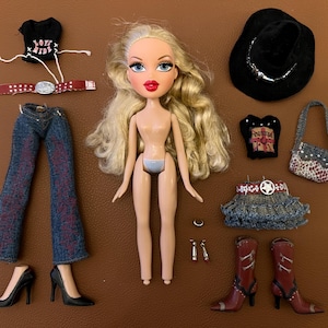 Bratz Doll | Cloe ‘Wild Wild West’ | Two Outfits | Eyelashes | Read Description | Adult Collector Doll