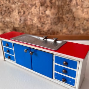 LISA of Denmark Kitchen Unit | Scale 1:16 Vintage Dollhouse 1970s