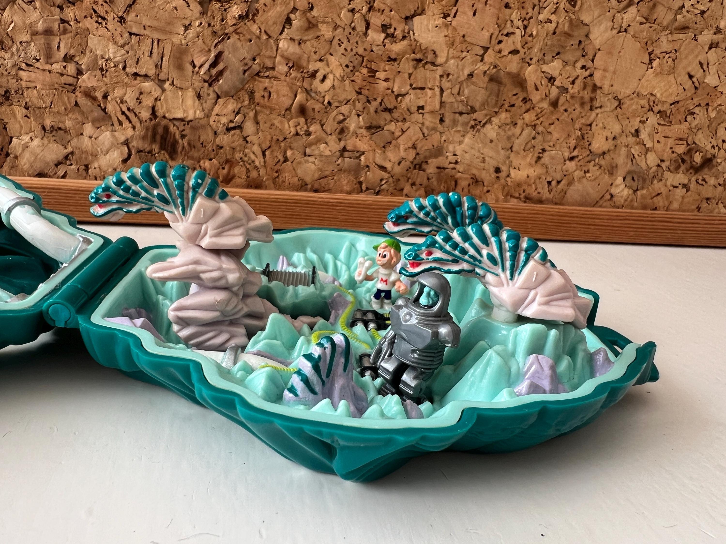 Mighty Max 'liquidates the Ice Alien' COMPLETE Compact 1992