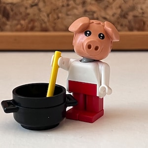 LEGO FABULAND | 3703 Peter Pig the Cook | 1980s Vintage Lego Toys | Childhood Memories | Animal Head