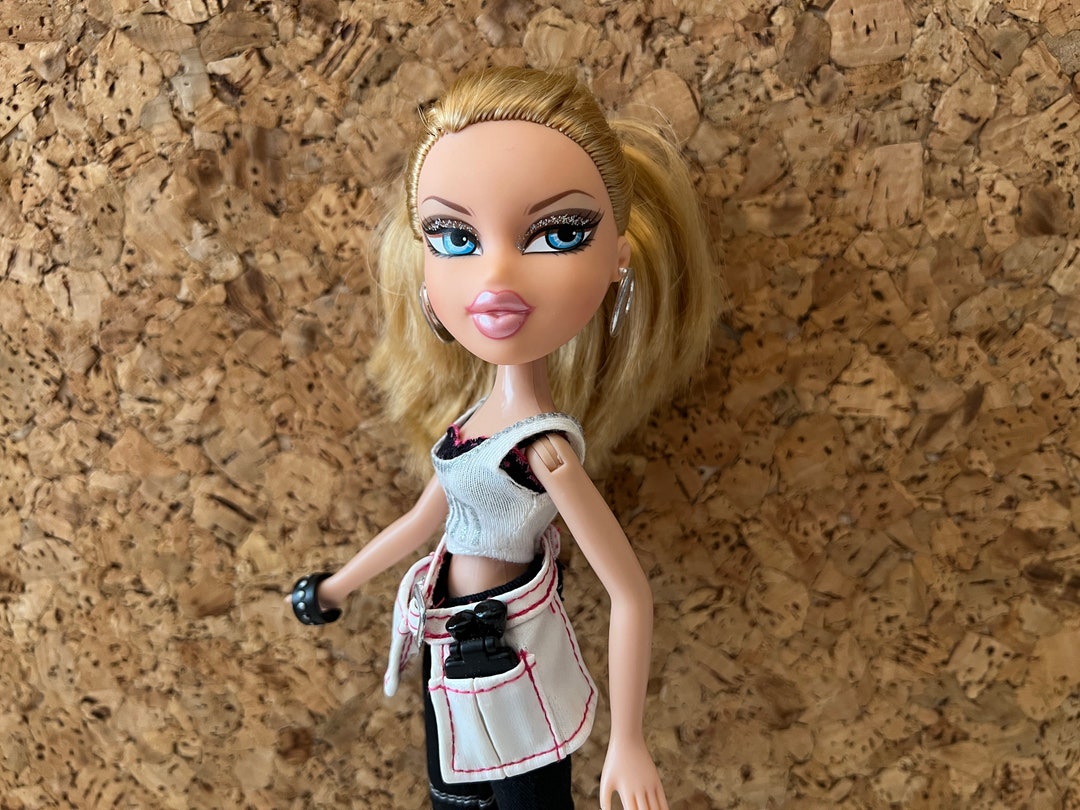 Bratz Doll Cloe fashion Stylistz Make Up Read Etsy