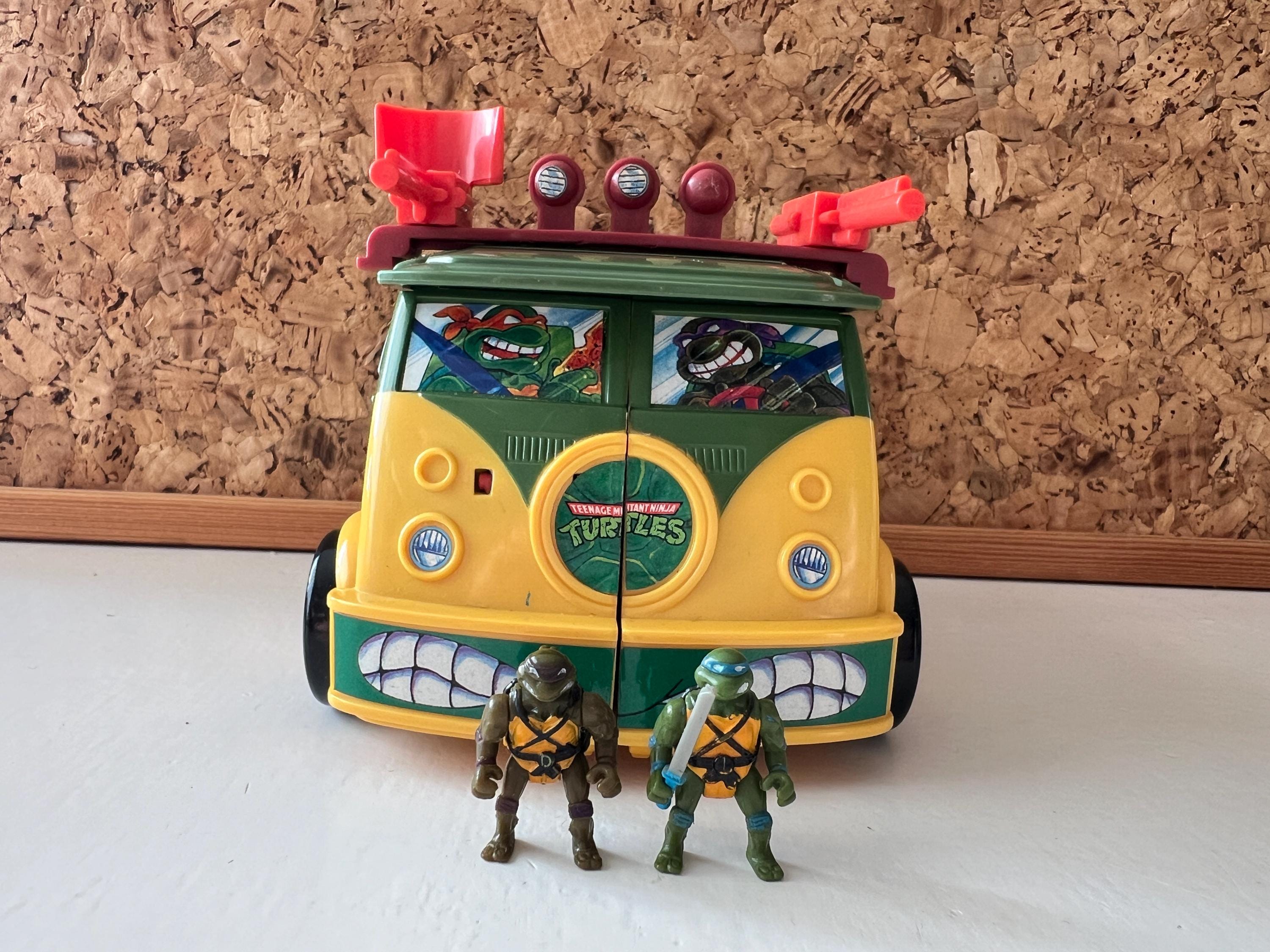 TMNT Party Wagon Playset | Mini Mutants | Playmates Mirage Studio
