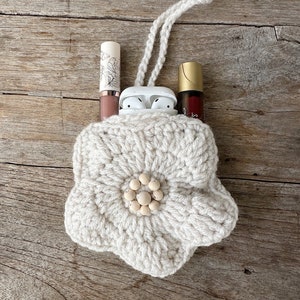 Don'T Sleep On This: Summer Steals Up To 78% Off! Crochet Totes, Earbuds, More - mjfsfuu