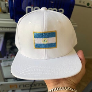 Nicaragua hat, Gorra bordada con Bandera de Nicaragua, snapback hat with the Nicaraguan flag