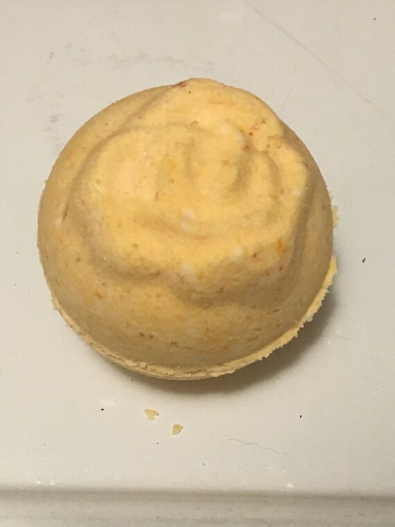 vanilla bath bomb
