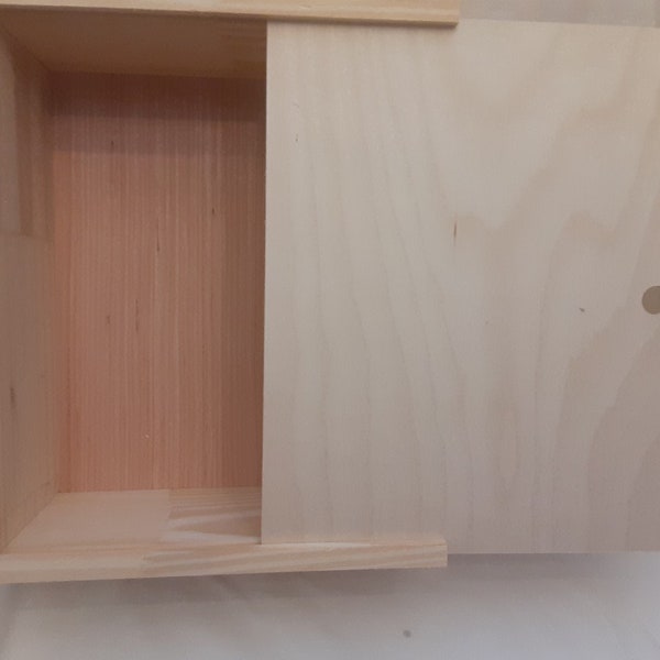 Sliding Lid Wood Gift Crate: Unfinished Keepsake Box (10.75x8.75x4)
