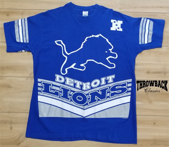 ThrowbackClassics Vintage 90s Detroit Lions Tee All Over Print Front Back NFL Football Shirt Salem Sportswear- Mens Size Extra Large or Womens Oversize XL/2XL