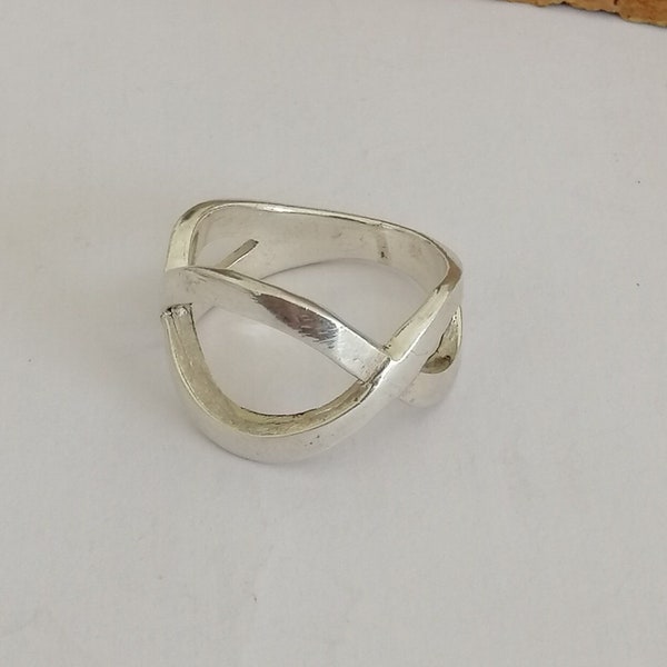 Bague hélice éternelle en argent sterling