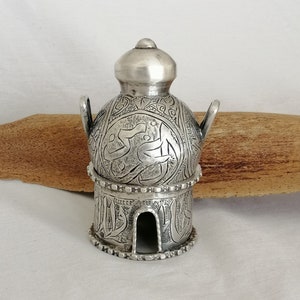 Decorative Egyptian Bakhoor Incense Burner 900 Silver