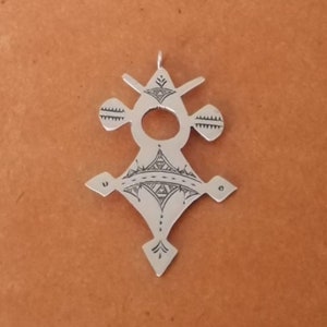 Berber Tuareg solid silver amulet / desert cross