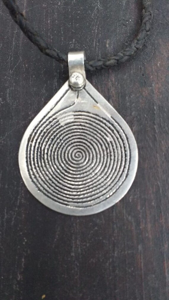 Silver spiral pendant