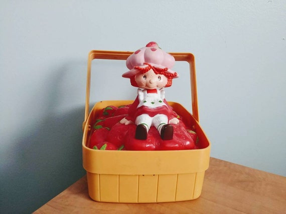 strawberry shortcake vintage toys